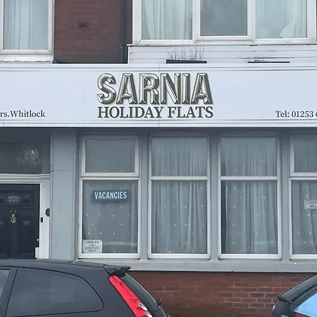Sarnia Holiday Flats-3
